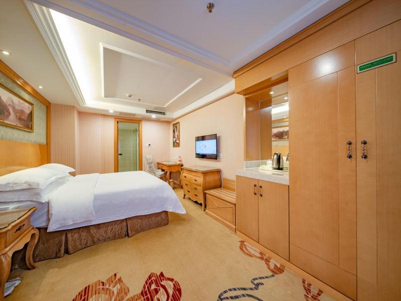 Vienna Hotel Guangzhou Baiyun Dongping Middle Road Exterior foto