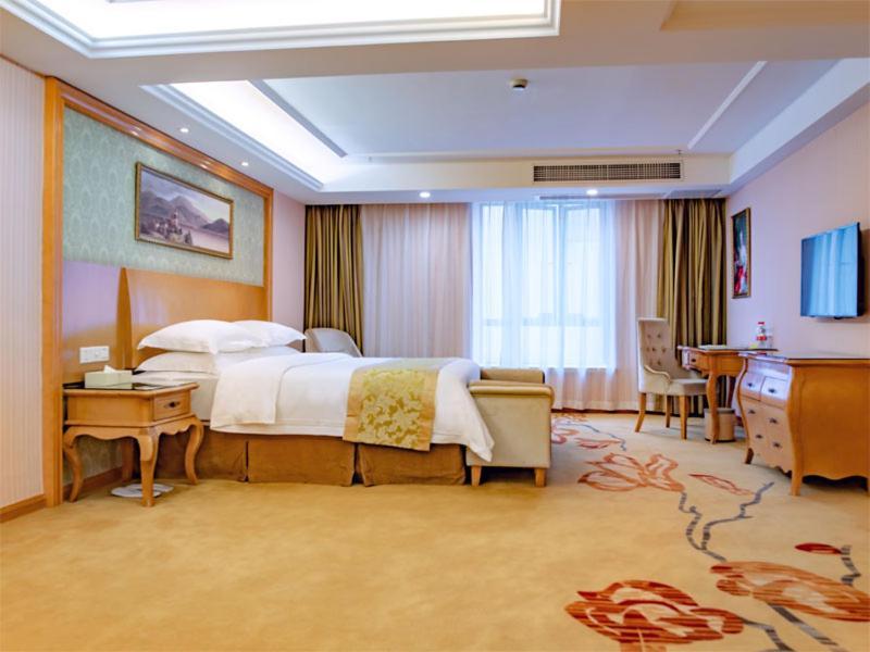 Vienna Hotel Guangzhou Baiyun Dongping Middle Road Exterior foto