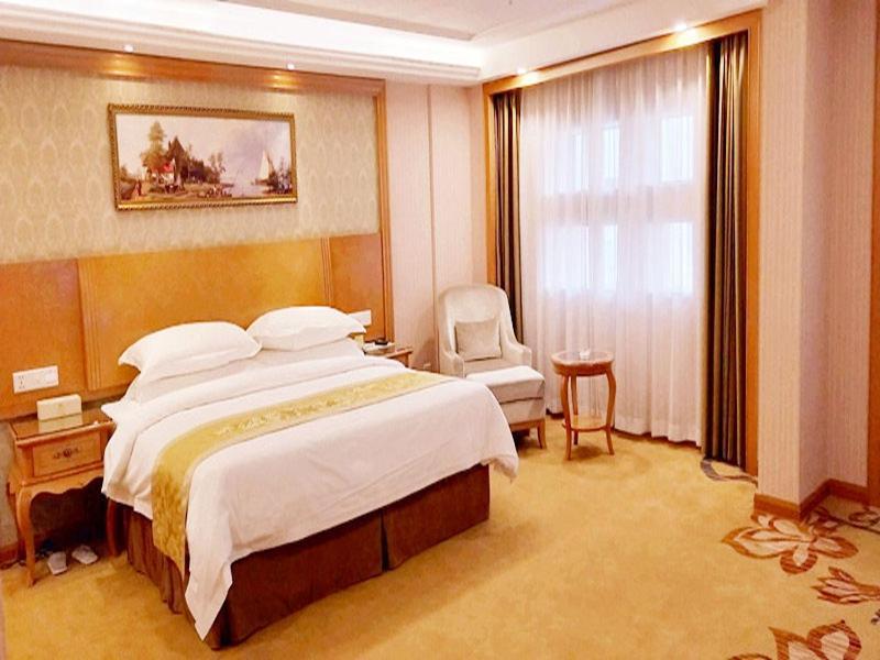 Vienna Hotel Guangzhou Baiyun Dongping Middle Road Exterior foto