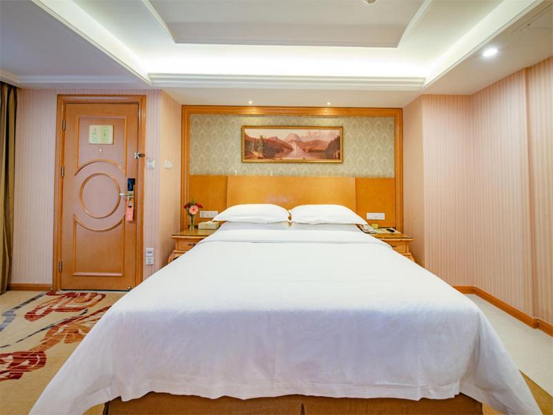 Vienna Hotel Guangzhou Baiyun Dongping Middle Road Exterior foto